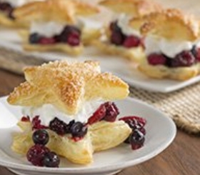 Star Berry Cream Puffs