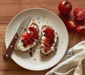 Tomato & Ricotta Toast