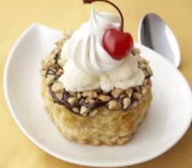 Chocolate Sundaes in a Shell