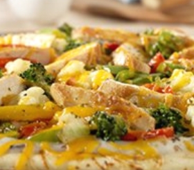 Chicken & Stir-Fry Vegetable Pizza