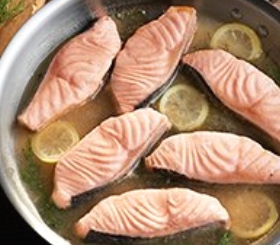 Poached Salmon with Lemon and Dill