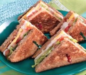 Club-Style Tomato and Egg Sandwiches