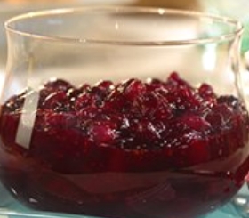 Classic Cooked Cranberry Sauce