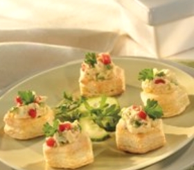 Hummus & Cucumber Cups