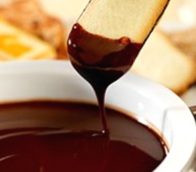 Quick and Easy Chocolate Fondue